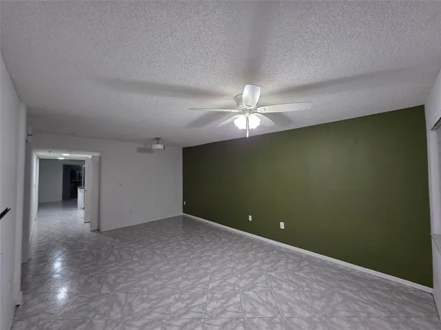 $2,175 | 9470 Tangerine Place, Unit 208, Davie, FL 33324