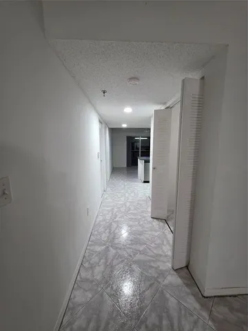 $2,175 | 9470 Tangerine Place, Unit 208, Davie, FL 33324