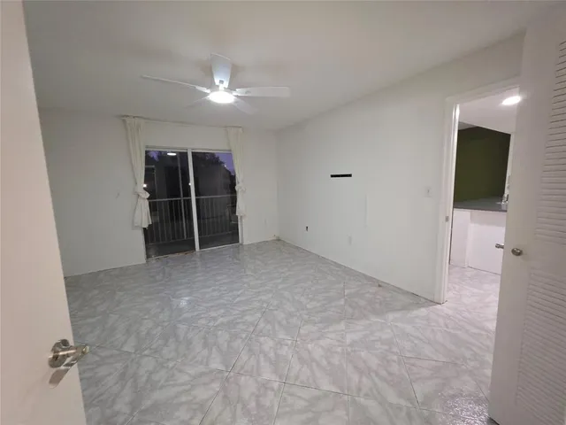 $2,175 | 9470 Tangerine Place, Unit 208, Davie, FL 33324