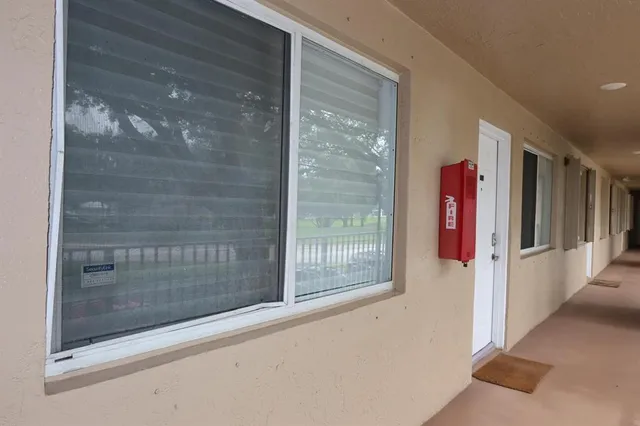 $2,175 | 9470 Tangerine Place, Unit 208, Davie, FL 33324