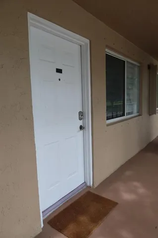 $2,175 | 9470 Tangerine Place, Unit 208, Davie, FL 33324