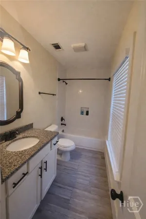 $2,095 | 602 East 34th Street, Savannah, GA 31401