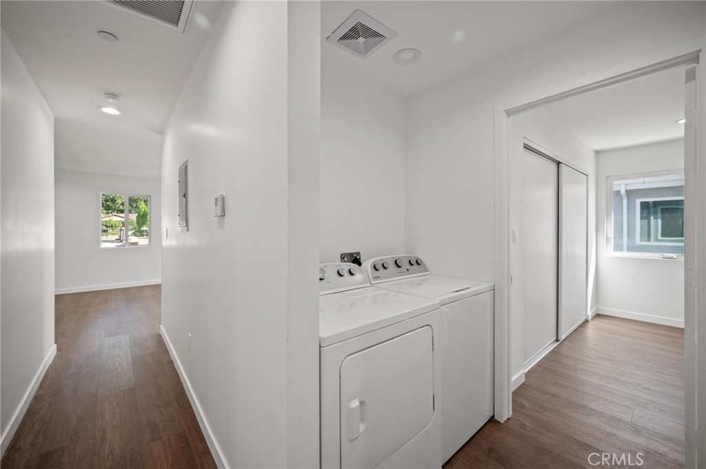 7445 1/2 Balcom Avenue Reseda, CA 91335 - Photo 18 of 23