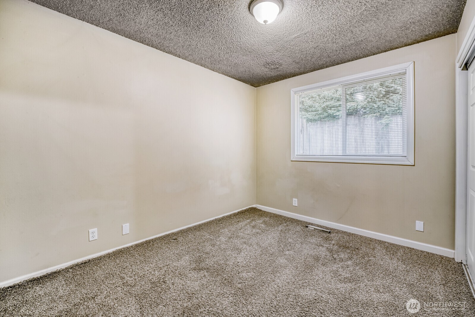 359 Del Monte Avenue Fircrest, WA 98466 - Photo 13 of 25