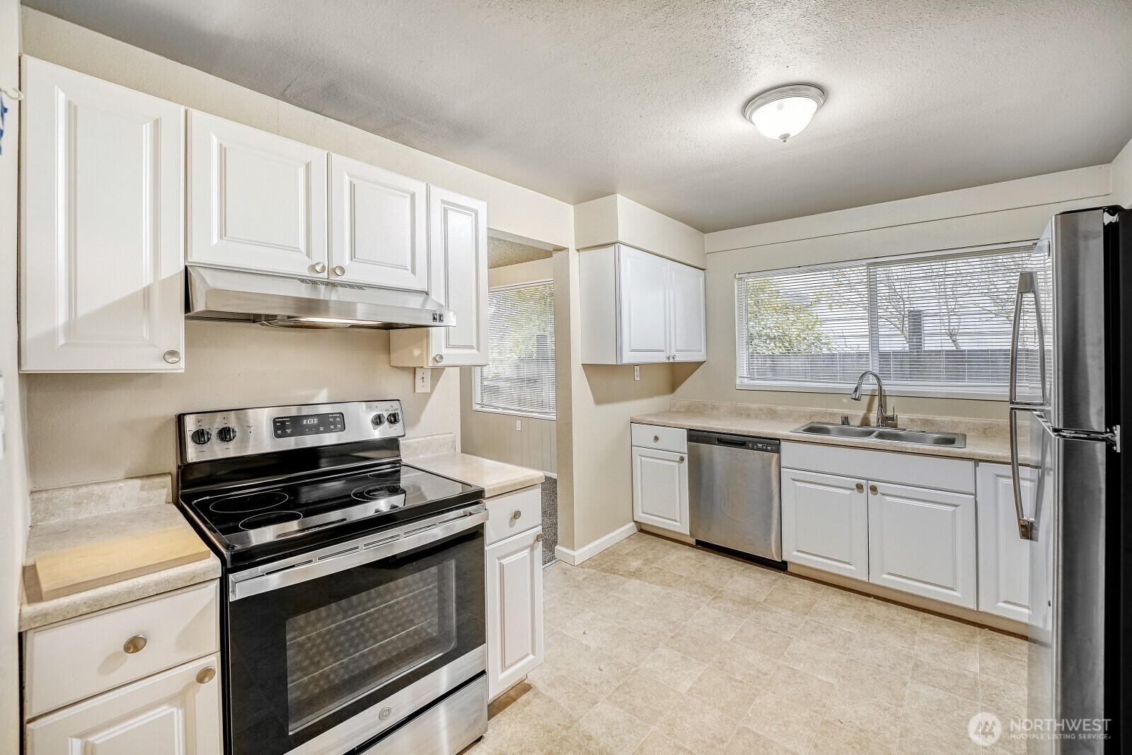 359 Del Monte Avenue Fircrest, WA 98466 - Photo 6 of 25