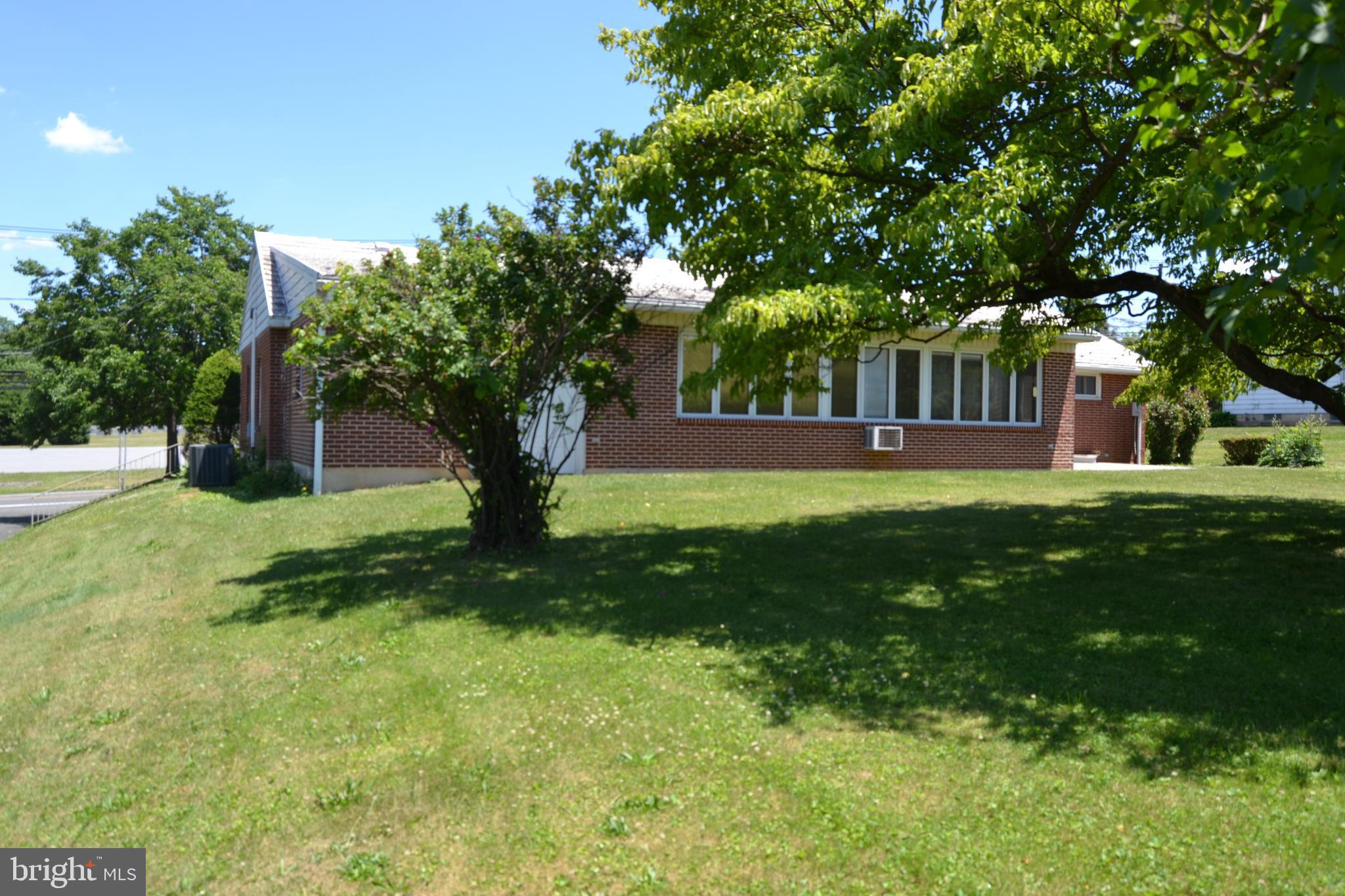 1294 Trexlertown Road Trexlertown, PA 18062 - Photo 5 of 37