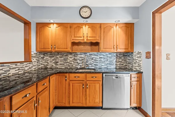 $525,000 | 57 Columbus Avenue, Edison, NJ 08817