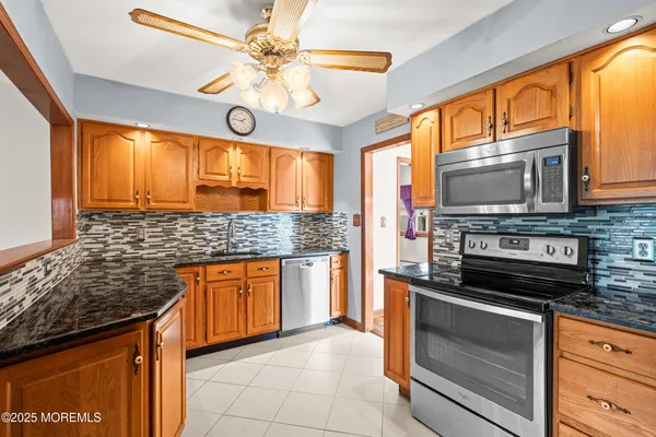 $525,000 | 57 Columbus Avenue, Edison, NJ 08817