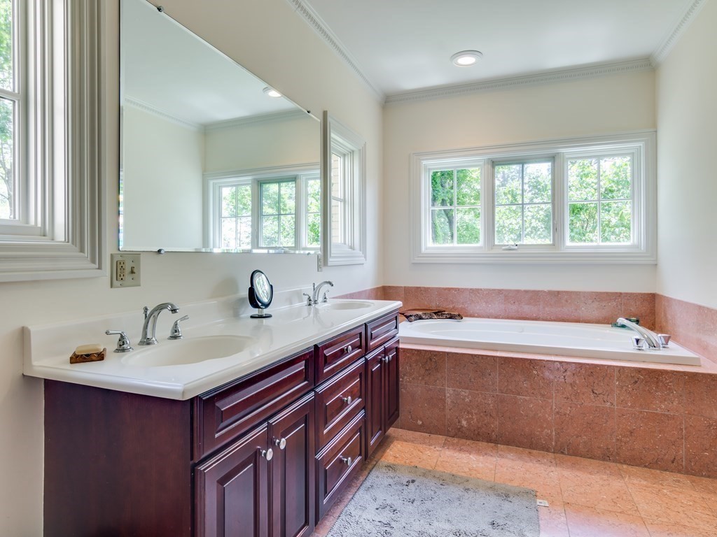 77 Eastern Point Boulevard Gloucester, MA 01930 - Photo 24 of 38