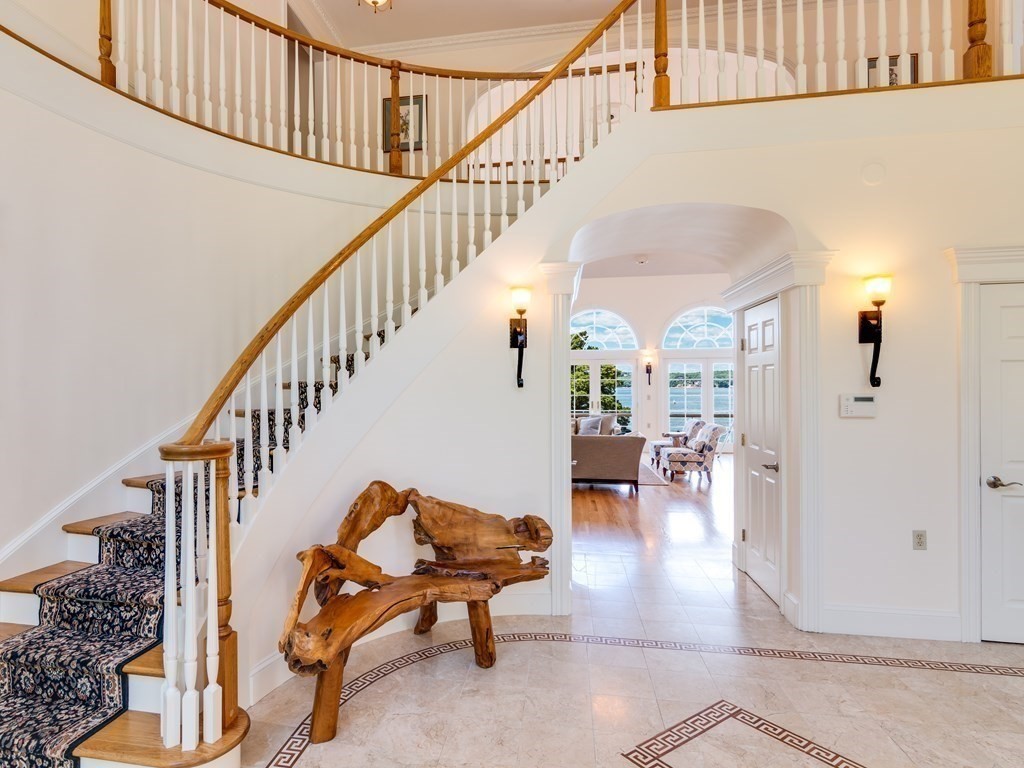 77 Eastern Point Boulevard Gloucester, MA 01930 - Photo 4 of 38