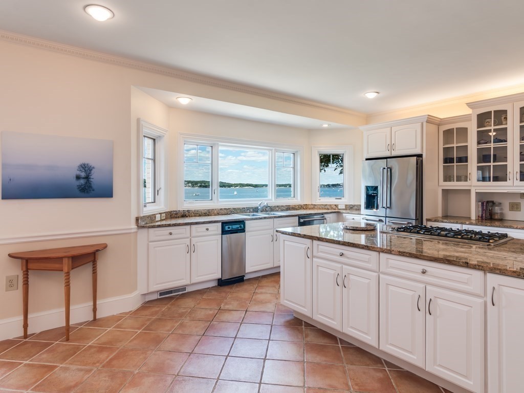 77 Eastern Point Boulevard Gloucester, MA 01930 - Photo 10 of 38