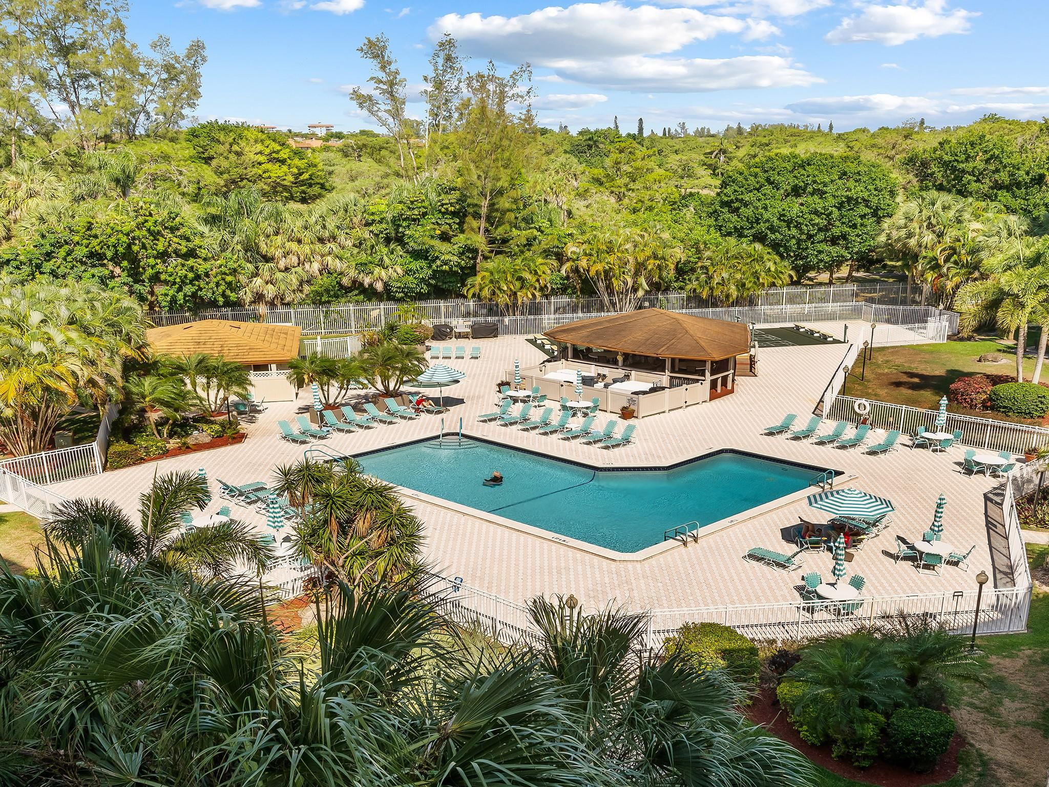 3930 Inverrary Boulevard, Unit 606D Lauderhill, FL 33319 - Photo 1 of 21 Photo 1