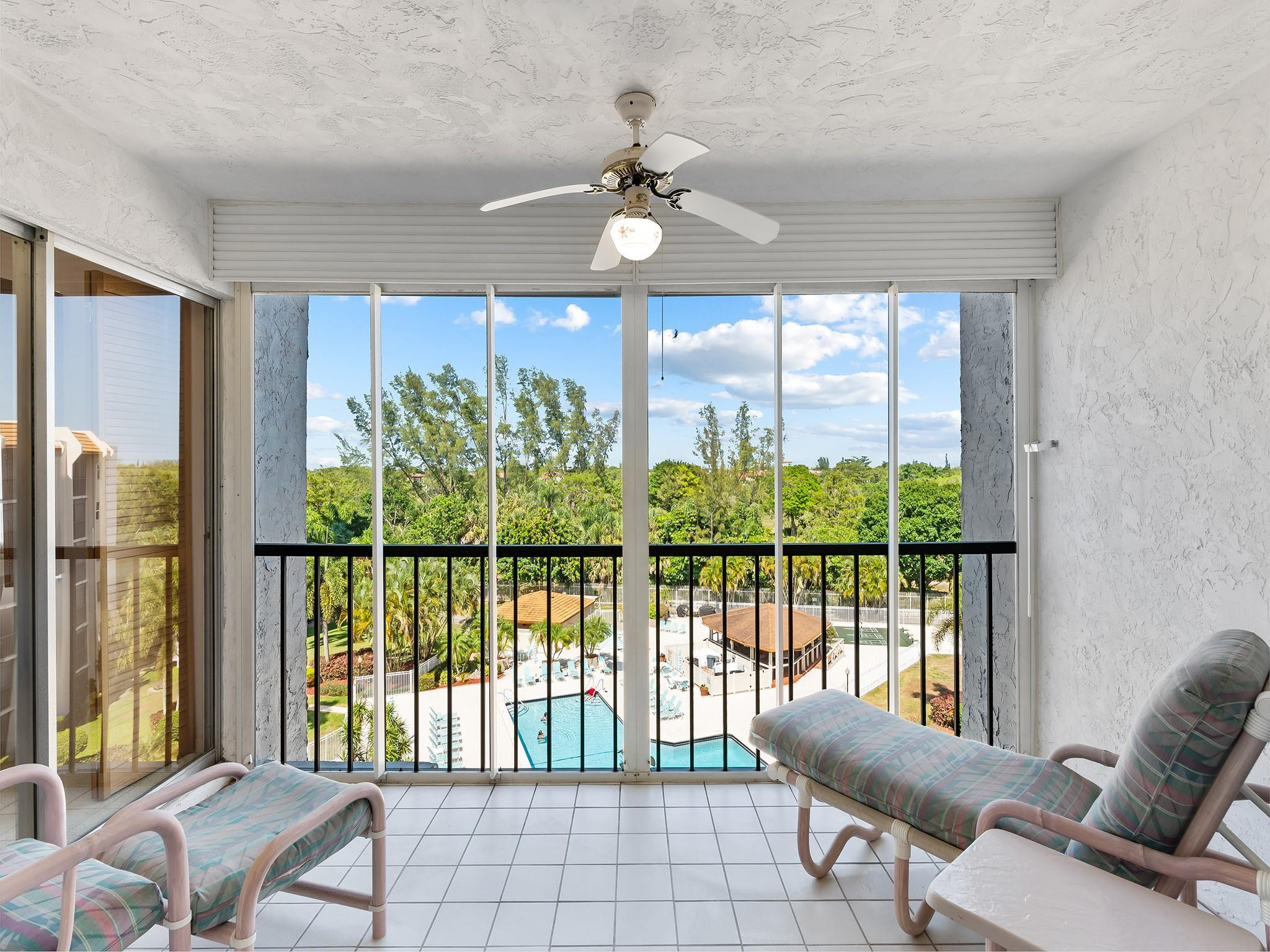 3930 Inverrary Boulevard, Unit 606D Lauderhill, FL 33319 - Photo 5 of 21 Photo 5