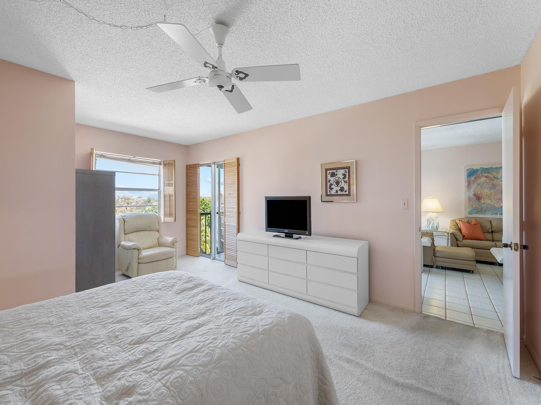 3930 Inverrary Boulevard, Unit 606D Lauderhill, FL 33319 - Photo 8 of 21 Photo 8