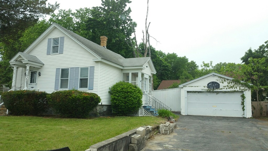 170 East Meadow Road Lowell, MA 01854 - Photo 1 of 17 Gallery Image 1