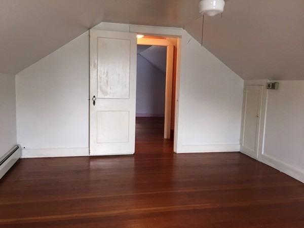 170 East Meadow Road Lowell, MA 01854 - Photo 5 of 17 Gallery Image 5