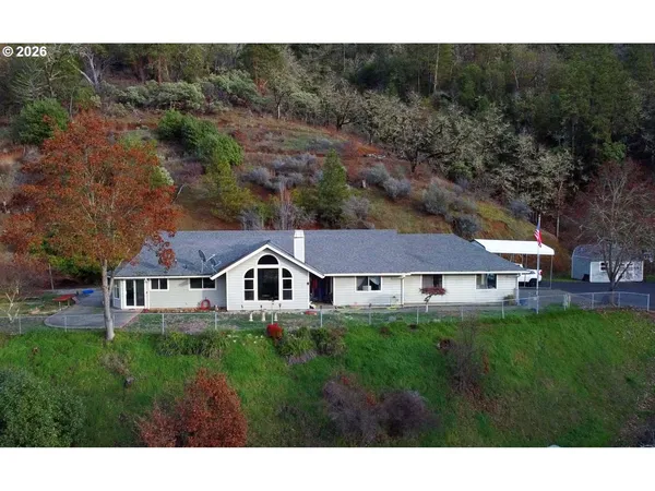$575,000 | 1040 Wards Creek Road, Rogue River, OR 97537