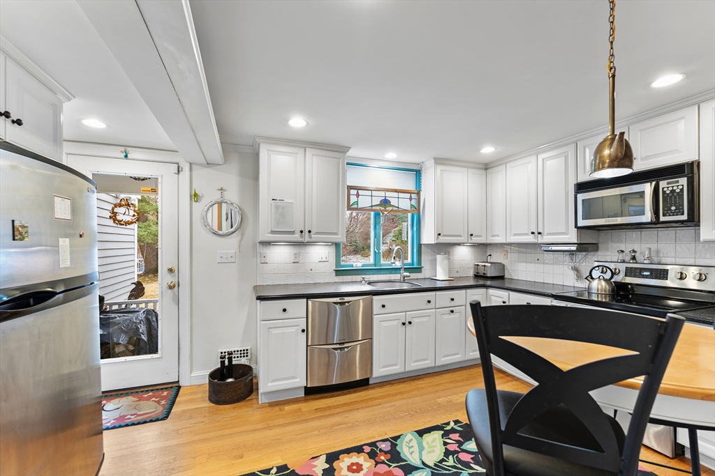 22 Lewis Street Needham, MA 02492 - Photo 15 of 34 Gallery Image 15