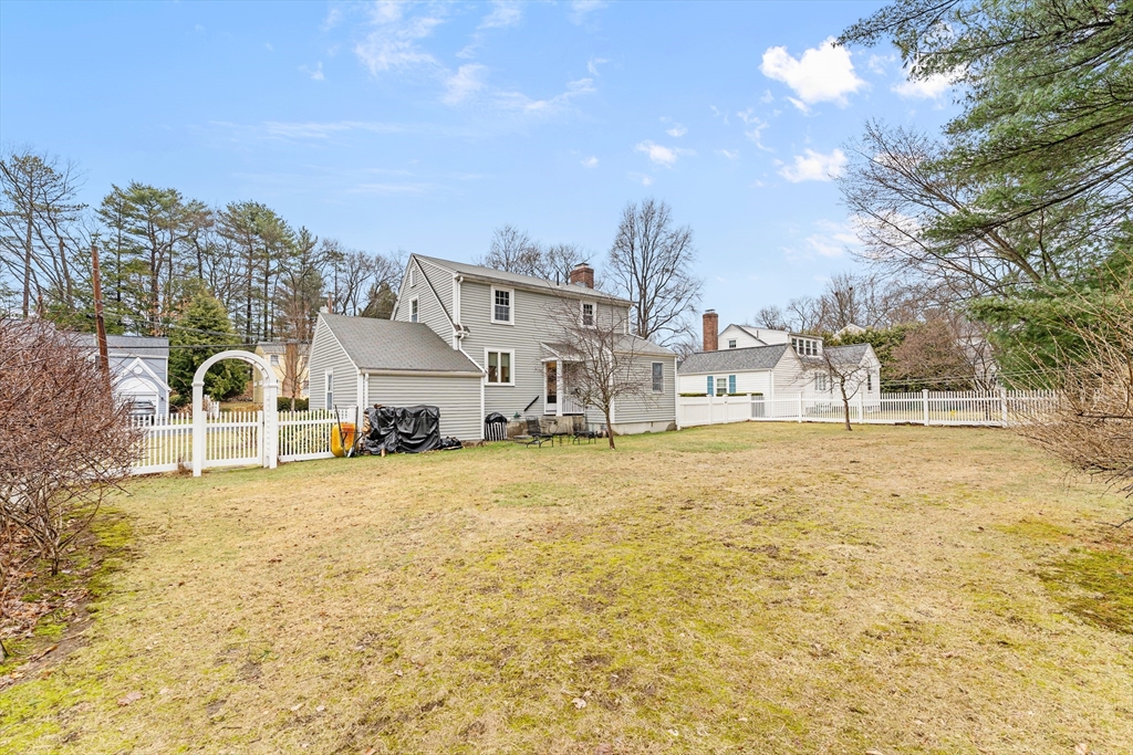 22 Lewis Street Needham, MA 02492 - Photo 3 of 34 Gallery Image 3