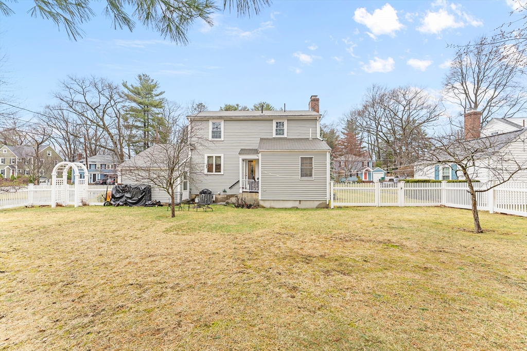 22 Lewis Street Needham, MA 02492 - Photo 4 of 34 Gallery Image 4