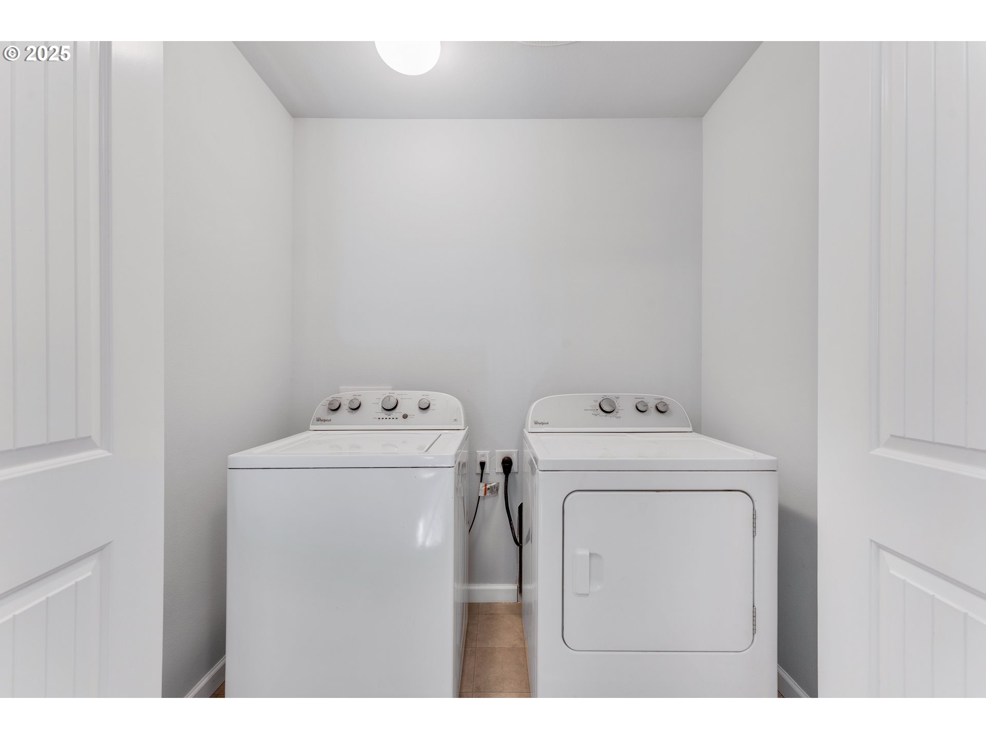 17748 Southwest Breda Court Beaverton, OR 97003 - Photo 15 of 28