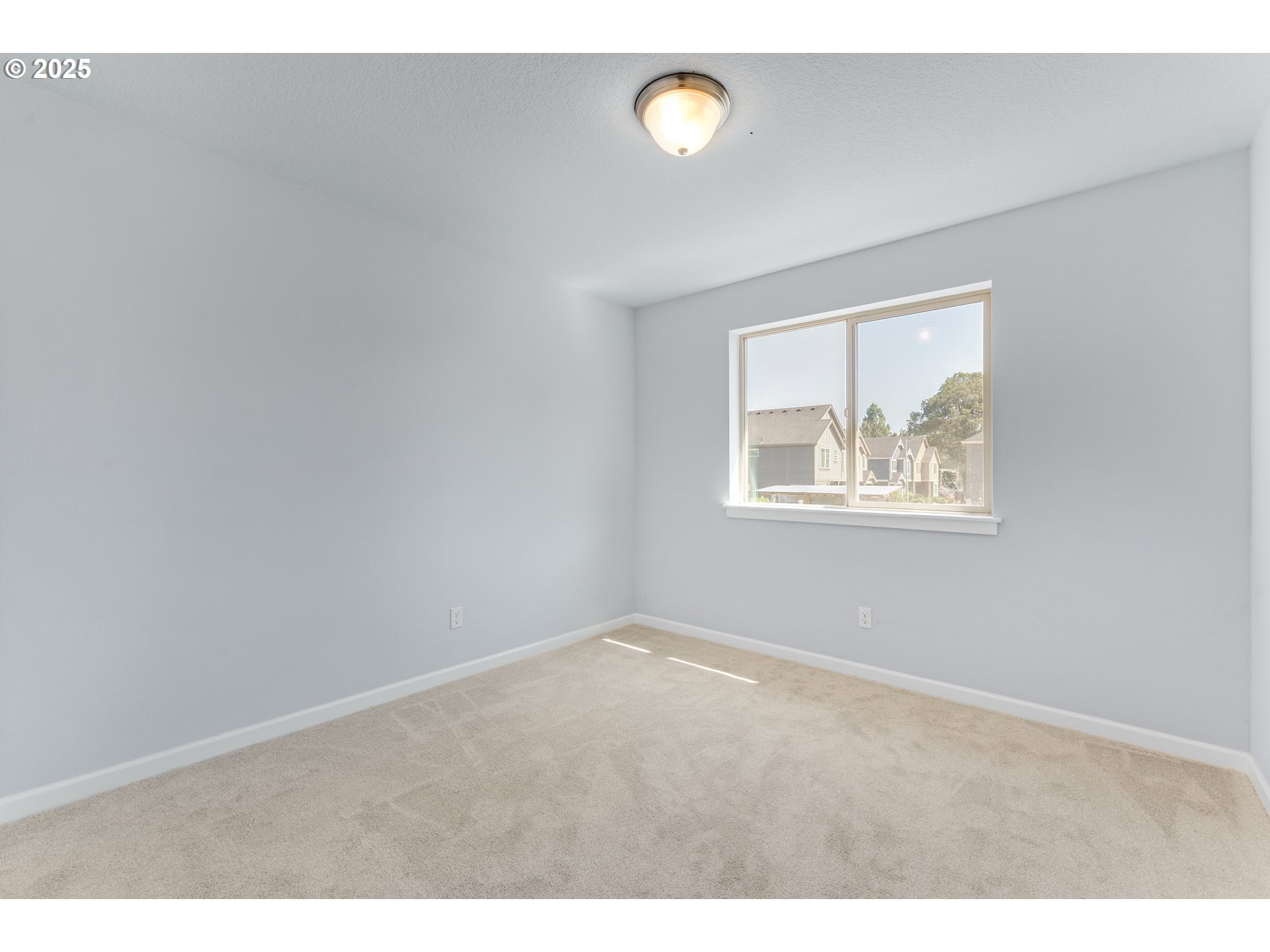 17748 Southwest Breda Court Beaverton, OR 97003 - Photo 17 of 28