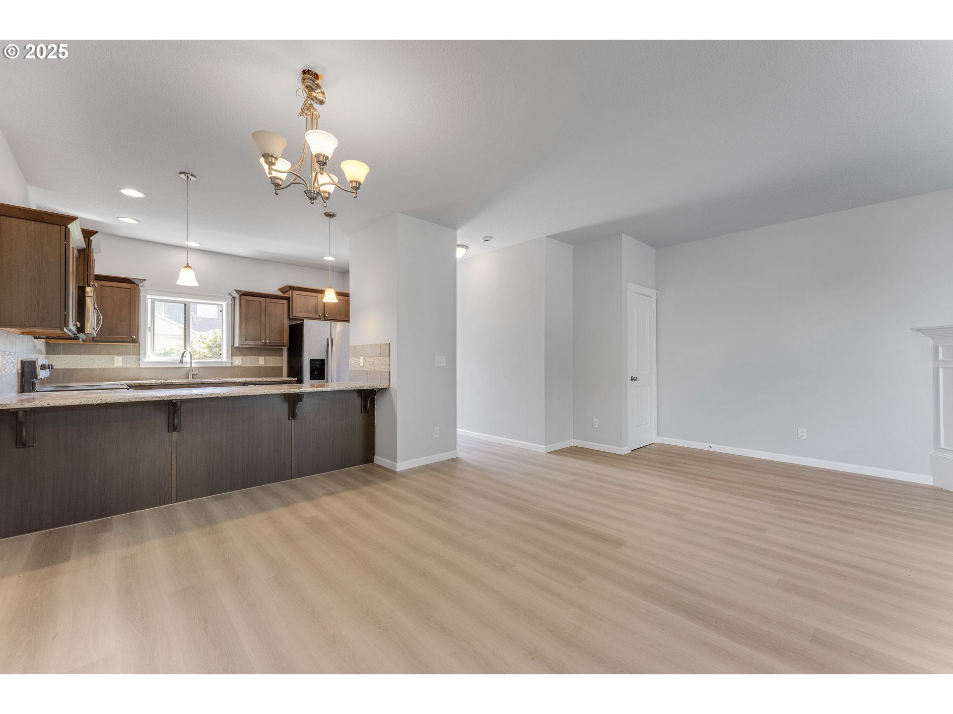 17748 Southwest Breda Court Beaverton, OR 97003 - Photo 4 of 28