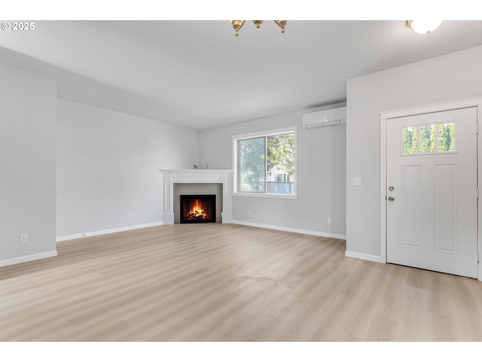 17748 Southwest Breda Court Beaverton, OR 97003 - Photo 7 of 28