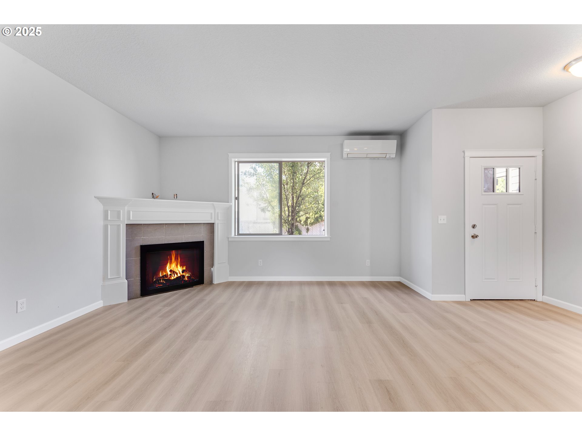 17748 Southwest Breda Court Beaverton, OR 97003 - Photo 8 of 28