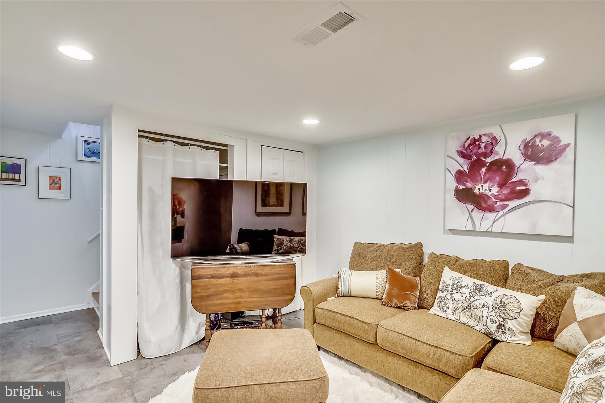 2942 South Columbus Street, Unit A2 Arlington, VA 22206 - Photo 15 of 26 Another view