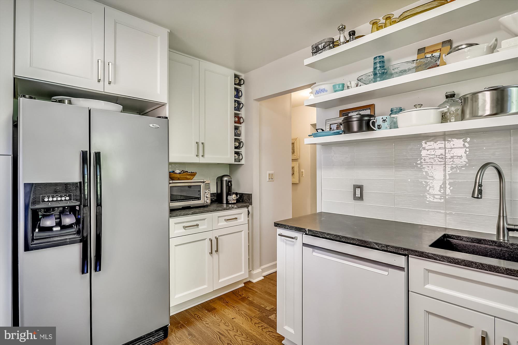 2942 South Columbus Street, Unit A2 Arlington, VA 22206 - Photo 8 of 26 Oodles of storage space