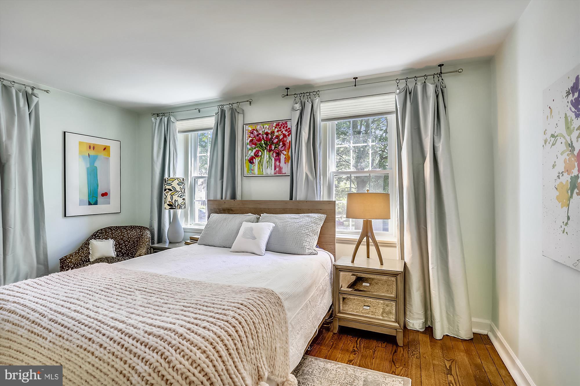 2942 South Columbus Street, Unit A2 Arlington, VA 22206 - Photo 9 of 26 Spacious main level bedroom