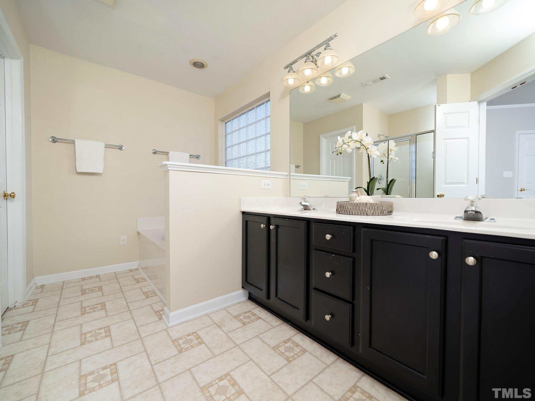 3606 Pritchard Court Raleigh, NC 27616 - Photo 21 of 28 Gallery Image 21