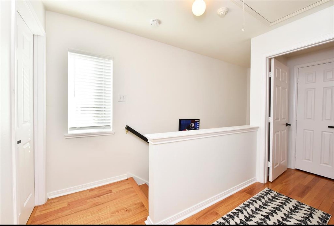 2007 Bailey Street Houston, TX 77006 - Photo 16 of 32