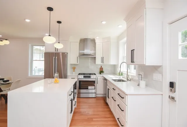 $1,550,000 | 73 B Trowbridge Street, Unit 73B, Belmont, MA 02478