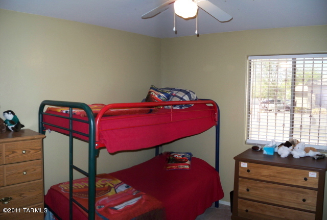 4627 South Valley Road Tucson, AZ 85714 - Photo 16 of 25