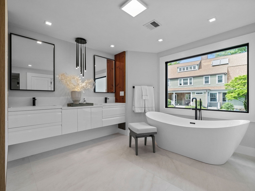 8 Wiswall Circle, Unit 8 Wellesley, MA 02482 - Photo 14 of 24