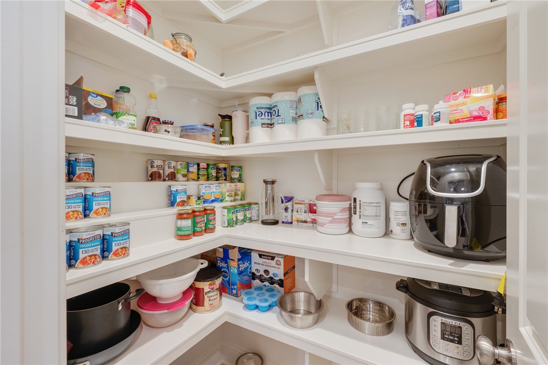 4261 Harding Way Bryan, TX 77802 - Photo 6 of 27