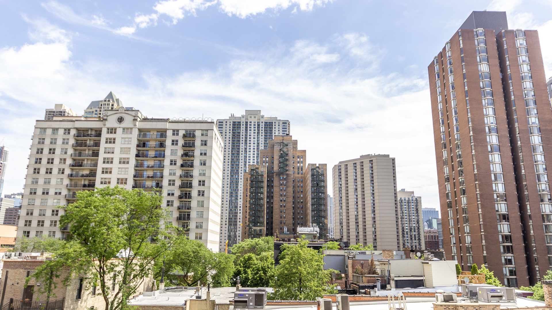 33 West Delaware Place, Unit 7A Chicago, IL 60610 - Photo 29 of 35 a view of a city with tall buildings