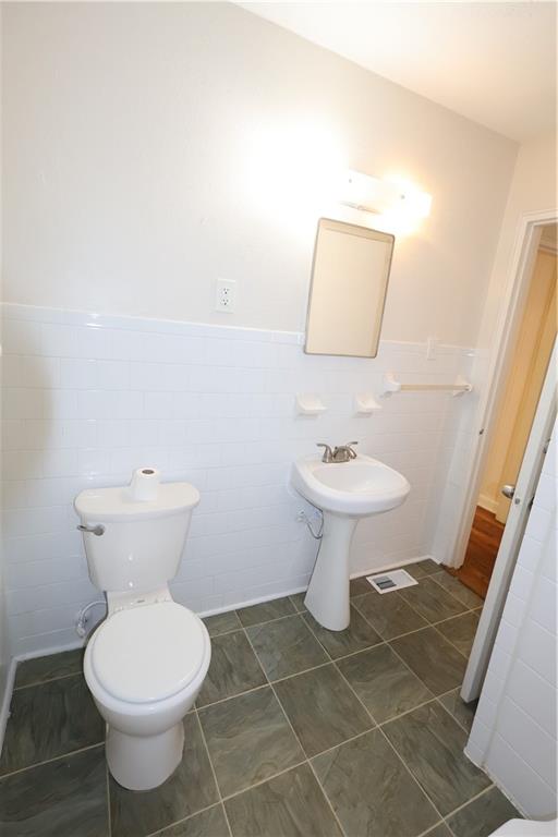 2994 Judylyn Drive Decatur, GA 30033 - Photo 6 of 19 Gallery Image 6