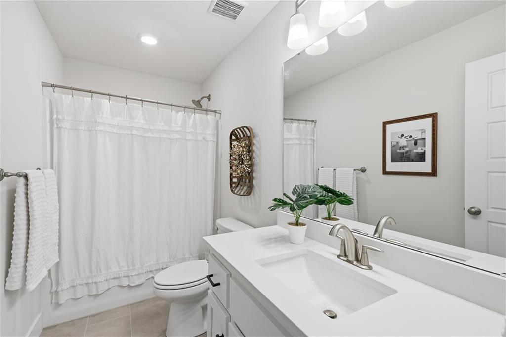 140 Southeast Riley Street Lee's Summit, MO 64064 - Photo 38 of 51 Gallery Image 38