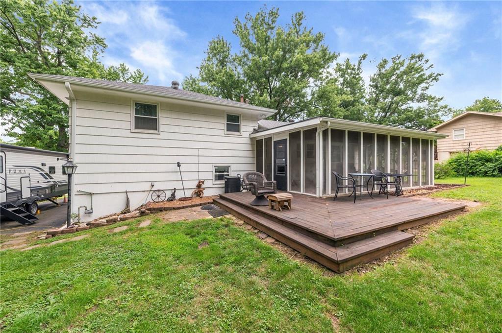817 South Alexander Road Independence, MO 64056 - Photo 31 of 52