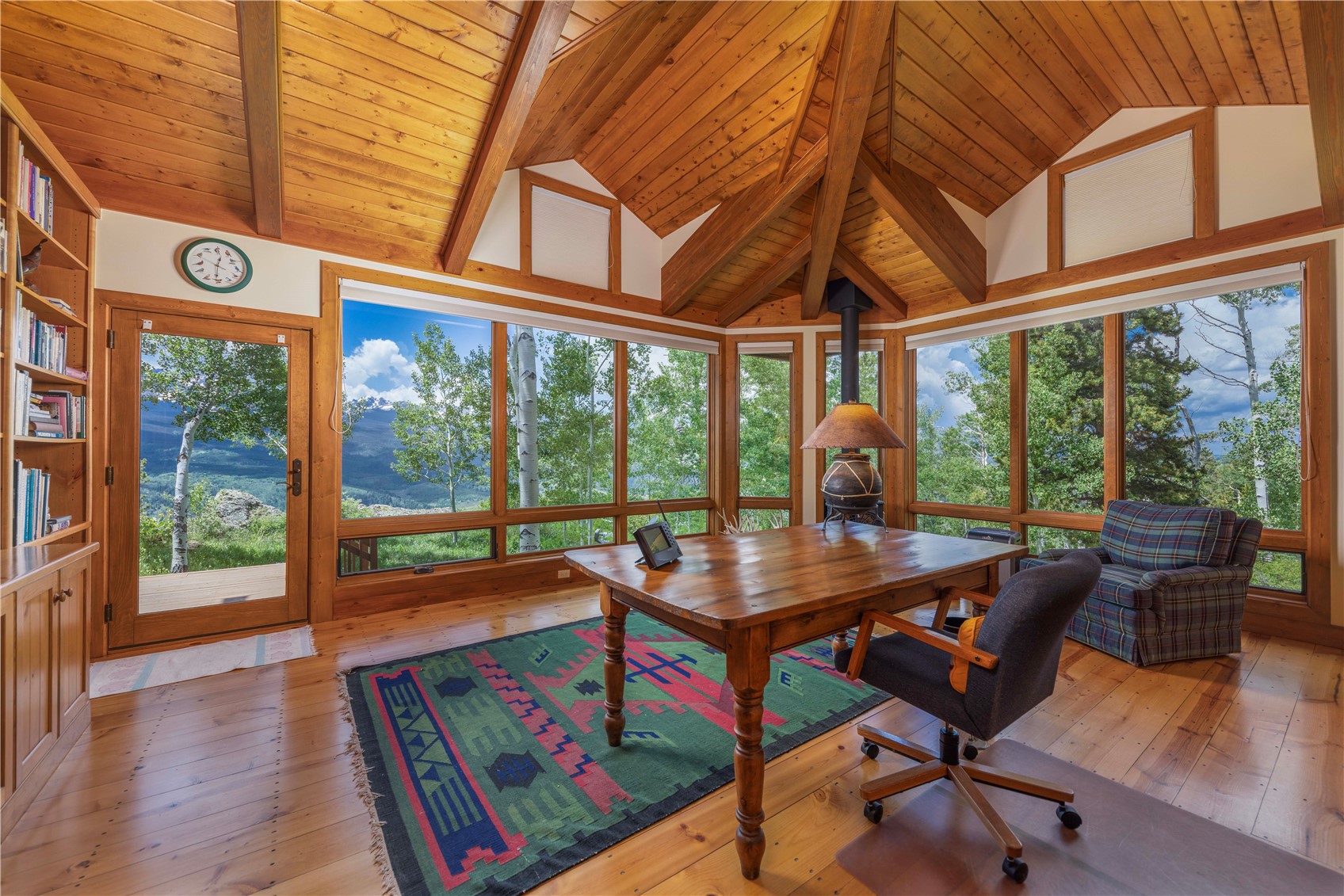 881 Antler Road Silverthorne, CO 80498 - Photo 13 of 40 Gallery Image 13