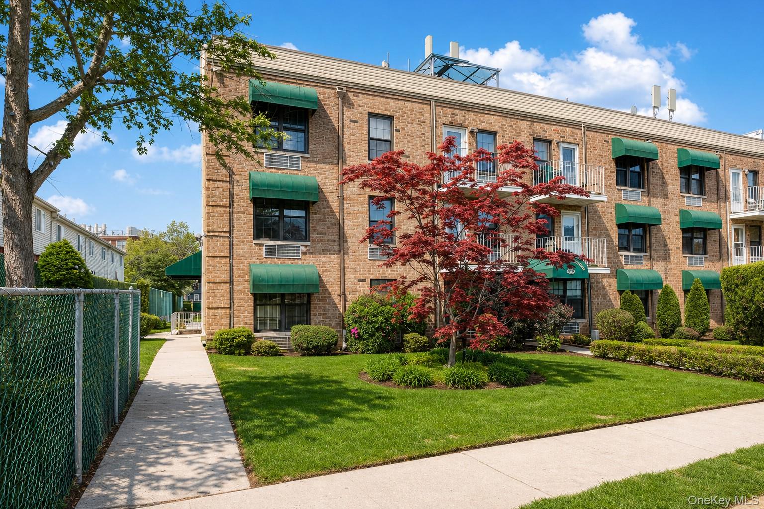490 Clove Road Staten Island, NY 10310 - Photo 1 of 20 Welcome to 490 Clove Road!!