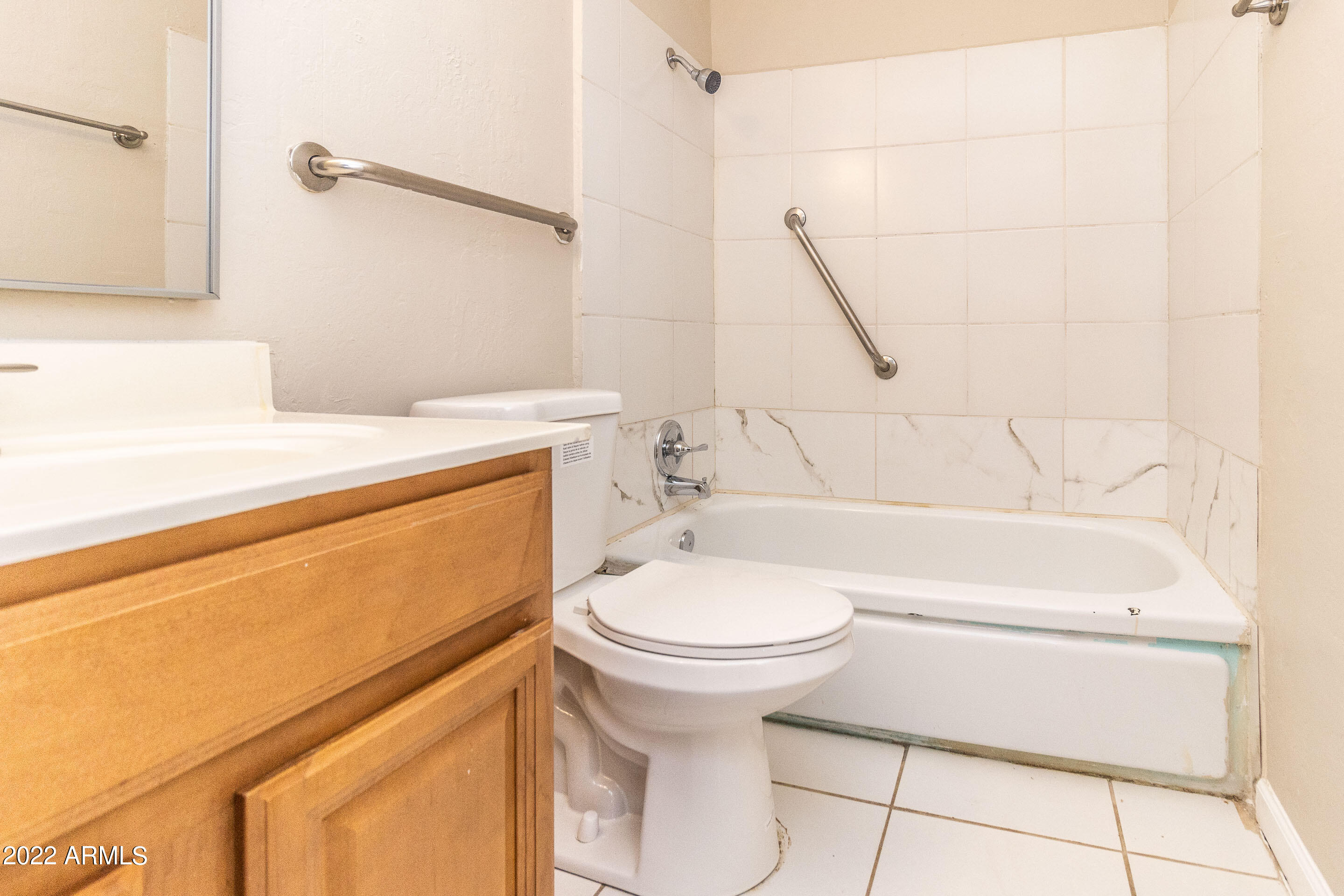 2712 West Griswold Road Phoenix, AZ 85051 - Photo 15 of 23 Griswald Rd-16 - Copy