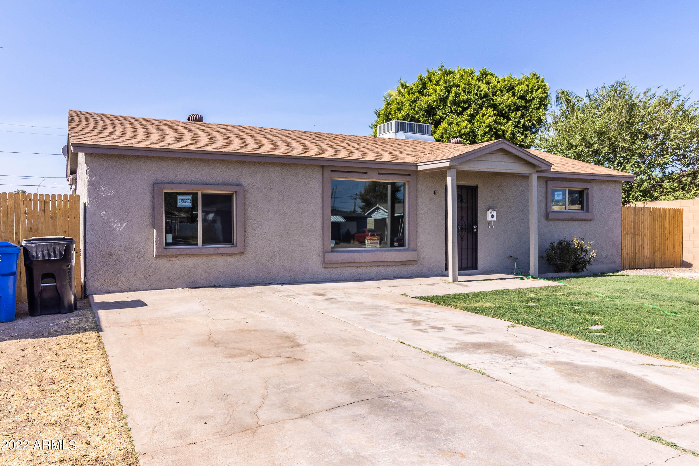 2712 West Griswold Road Phoenix, AZ 85051 - Photo 3 of 23 Griswald Rd-4 - Copy