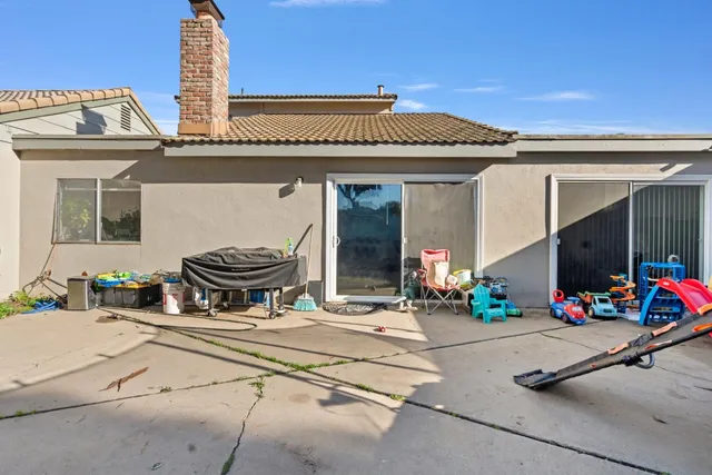 a view of a house with a outdoor space