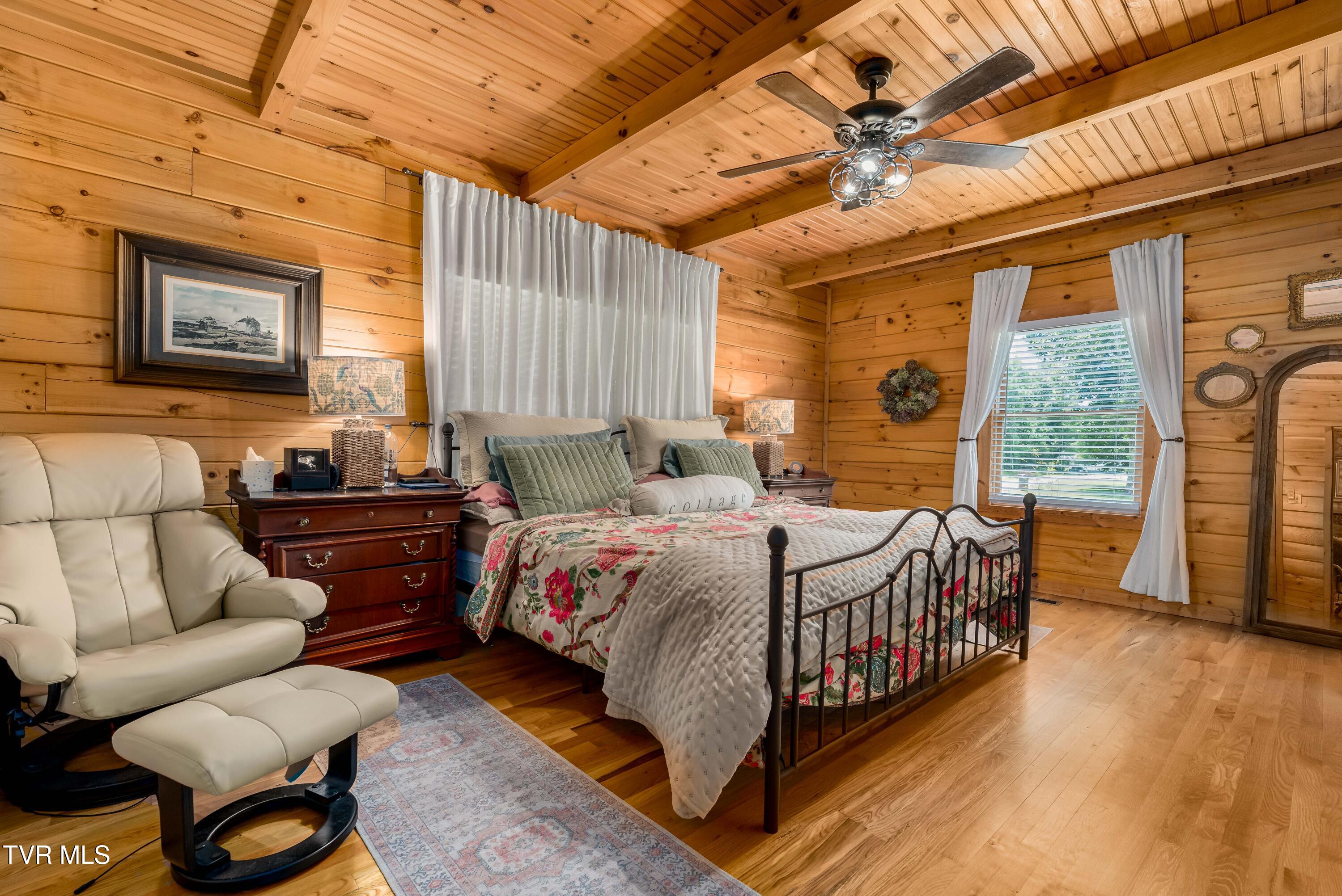 135 Grindstaff Hollow Road Elizabethton, TN 37643 - Photo 37 of 116 135 Grindstaff Hollow (80 of 83)