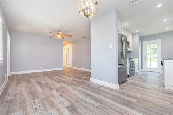 $3,000 | 3911 West Tyson Avenue, Tampa, FL 33611