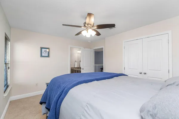$2,850 | 142 Pin Oak Loop, Santa Rosa Beach, FL 32459
